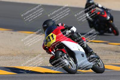 media/Oct-03-2022-Moto Forza (Mon) [[5f077a3730]]/Intermediate Group/Session 2 (Turn 10)/